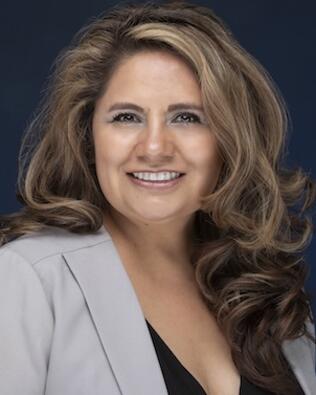 Headshot of Jeannett Zavala
