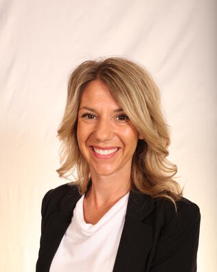 Headshot of Katy Horner
