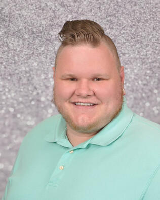 Headshot of Darren Ferris