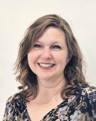 Headshot of Sarah Lovejoy