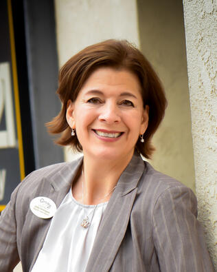 Headshot of Linda Dominguez