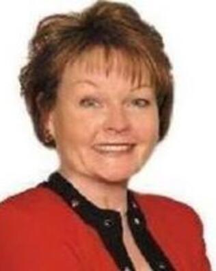 Headshot of Carol Castetter