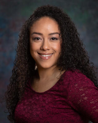 Headshot of Jasmine Ruiz