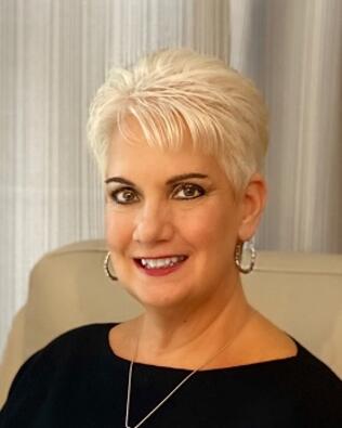 Headshot of Kelly Pomarico