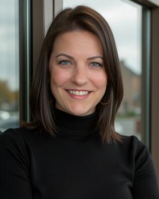 Headshot of Kristin Gentry