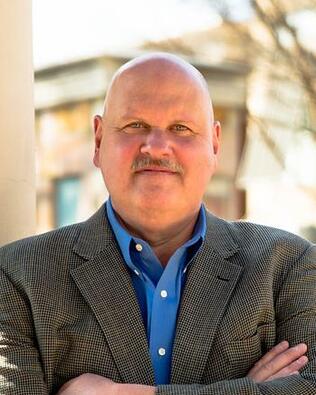 Headshot of Robert Reilly