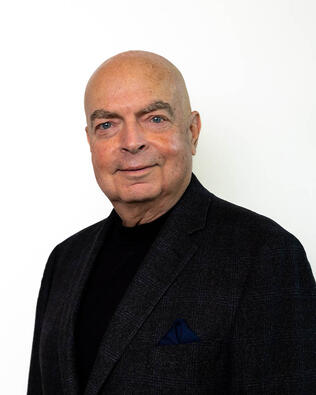 Headshot of Kirk Effinger