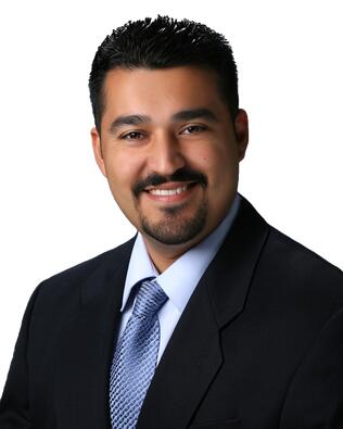 Headshot of Moises Govea