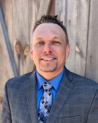 Headshot of Stephen Rutcosky