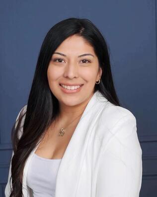 Headshot of Karla Olmos