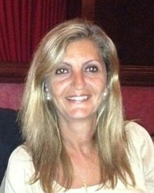 Headshot of Randa Longo