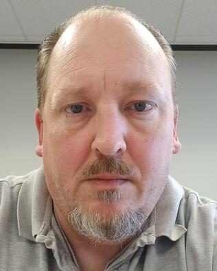 Headshot of Jeffrey Jordan