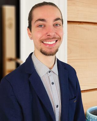 Headshot of Logan Gilliam