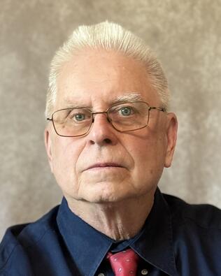 Headshot of Donald Mandy