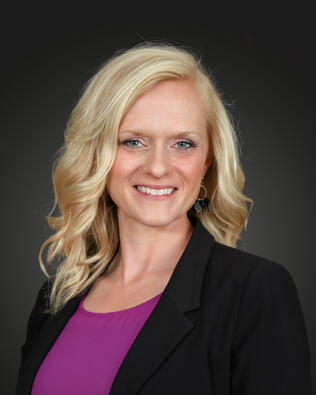 Headshot of Valarie Arington