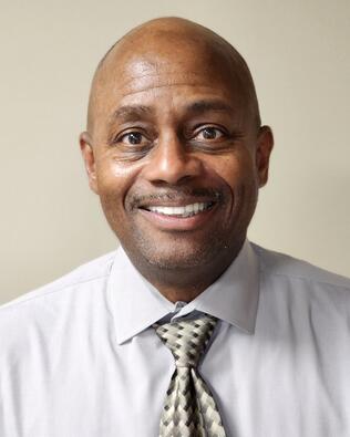 Headshot of Stephen Jackson