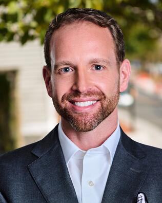 Headshot of Ron Lenz
