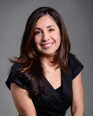 Headshot of Yolanda Munoz