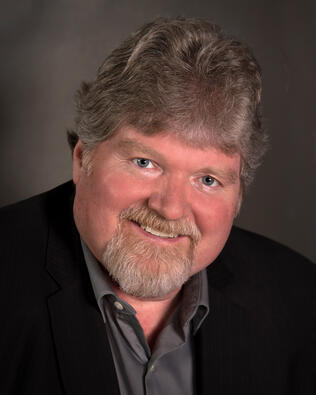 Headshot of Tim Seay