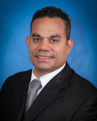 Headshot of Jose Torres III