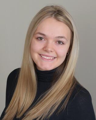 Headshot of Sierra Chadderton