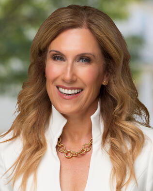 Headshot of Deb Cohen