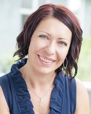 Headshot of Volha Laurentsik