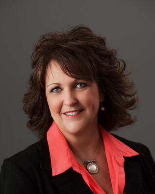 Headshot of Patty Bender