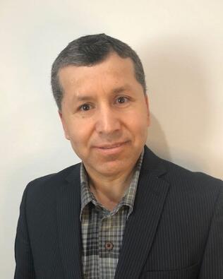 Headshot of Pablo Chaparro