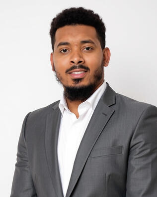 Headshot of Muhammad Bey