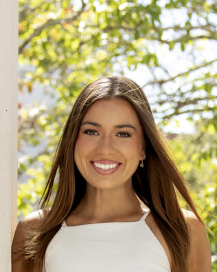 Headshot of Lacey Stewart