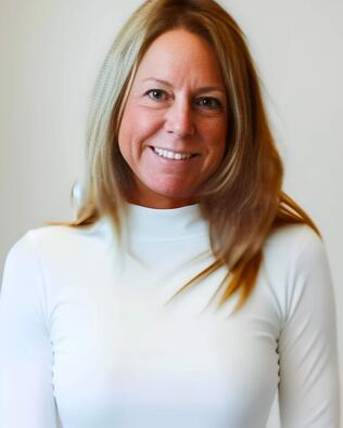 Headshot of Sharon Arnone