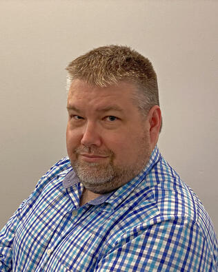 Headshot of Eric Bunting