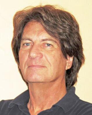 Headshot of Robert Wilson