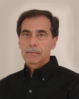 Headshot of Robert Parillo