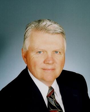 Headshot of David Short