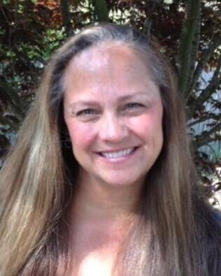 Headshot of Kathryn Landwehr