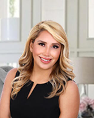 Headshot of Nancy Garay