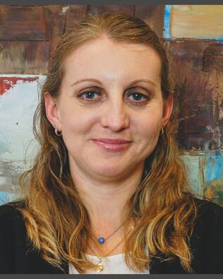 Headshot of Grazyna Ziomek
