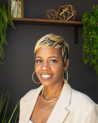 Headshot of LaTonya Jones