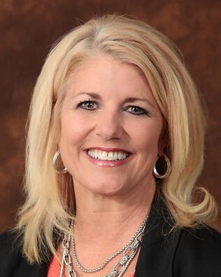 Headshot of Betsy Beasley