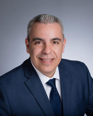 Headshot of Juan-Pablo Salvador