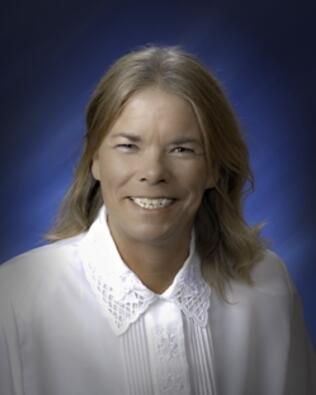 Headshot of Linda Ring