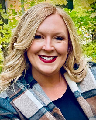 Headshot of Sarah Darner