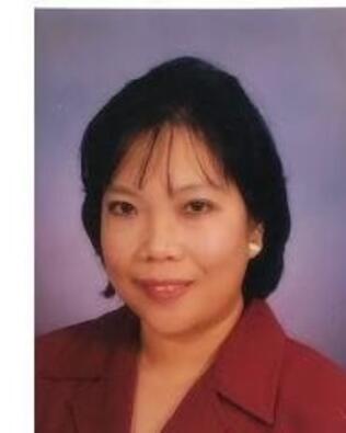 Headshot of Rowena Gandeza