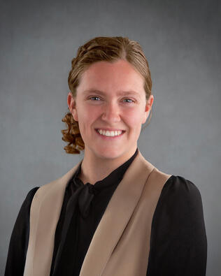 Headshot of Sarah Boyer