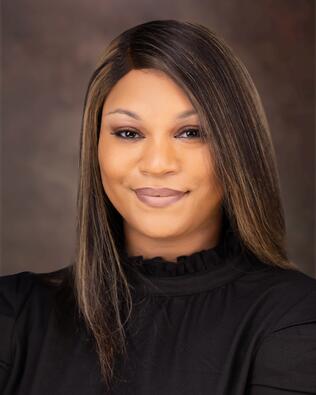 Headshot of Jasmine Bolding