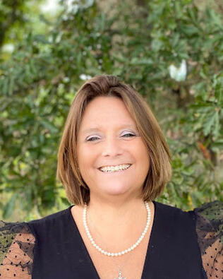 Headshot of Amy Fowler
