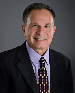 Headshot of Robert Marx