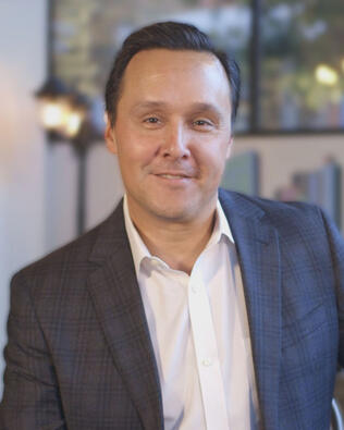 Headshot of John Andrade